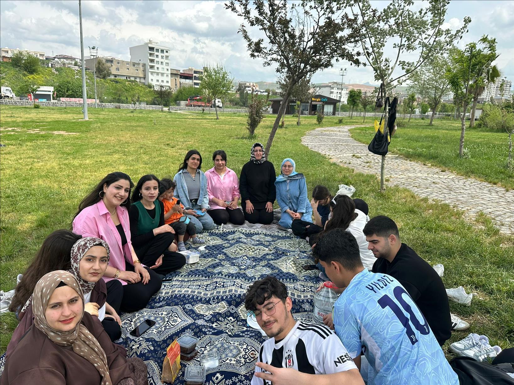 cizre-myo-cocuk-gelisimi-programindan-doga-ile-ic-ice-piknik-etkinligi