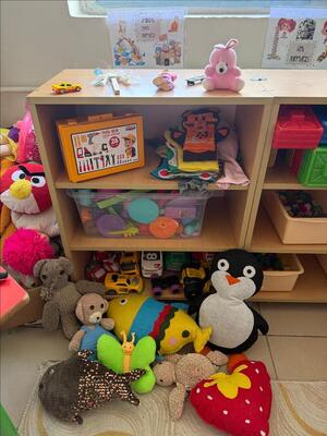 ogrencilerimiz-tarafindan-tasarlanan-oyuncaklar-okuloncesi-sinifinda-yerini-aldi