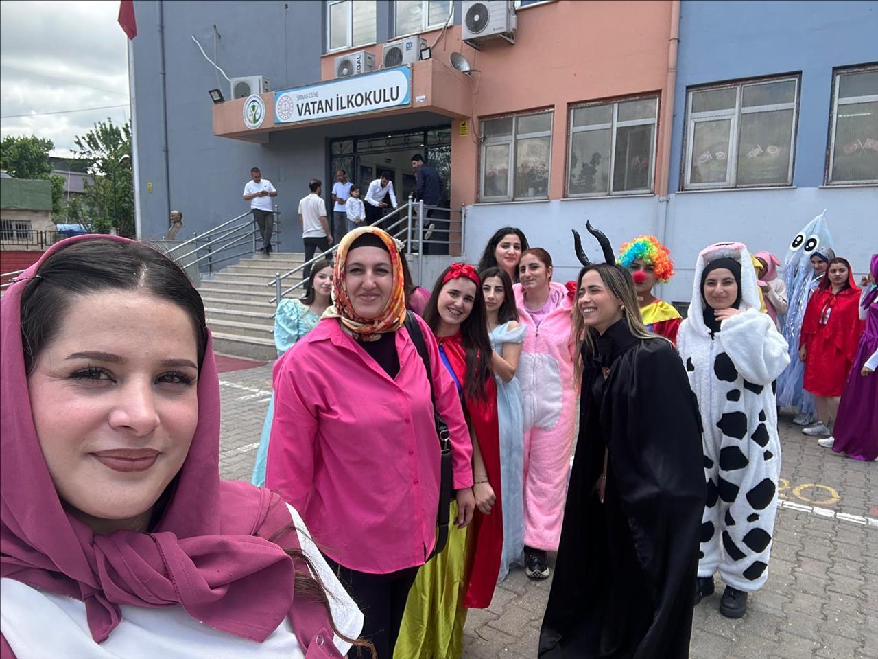 vatan-ilkogretim-okuluna-coskulu-saha-ziyareti-ve-etkinlik-uygulamasi